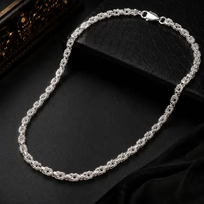 Gayatri Jewellers in Gola Bazar